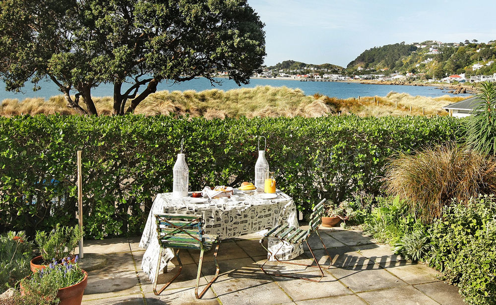 Beachfront Wellington Bed And Breakfast Exteriér fotografie